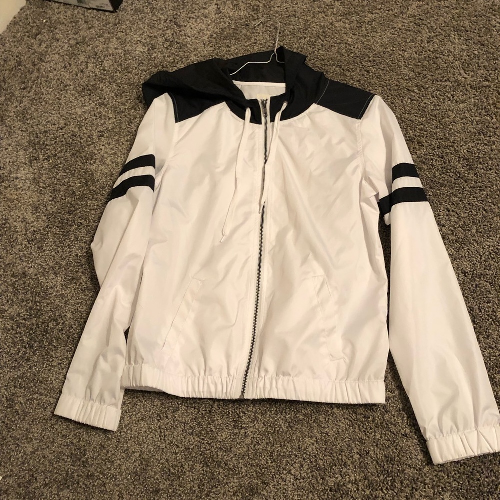 black &’ white windbreaker